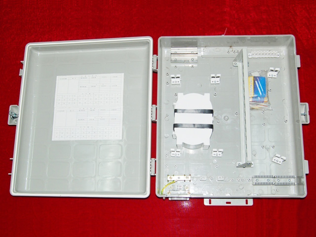 HY-7型 96芯 或(1分64盒式)分光分纤箱 外形尺寸：460×395×125（mm）