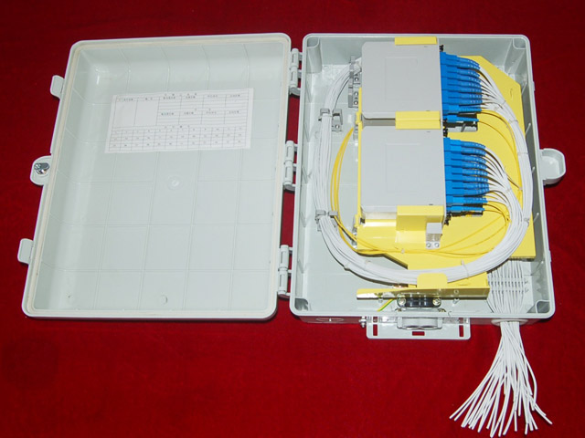 HY-5型A 1分32插片式分光分纤箱 外形尺寸：420×320×125（mm）